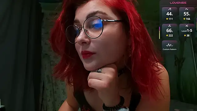 SmokyRose online show from 27, 2, 2025