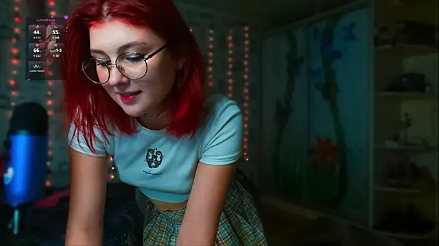 SmokyRose online show from 10, 11, 2025