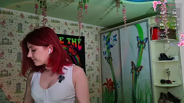Snapshot of SmokyRose chatting on 9, 5, 2026 SmokyRose online show from 9, 5, 2026