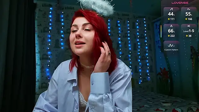 SmokyRose online show from 15, 2, 2025