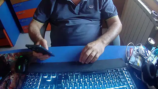 Snapshot of Tango128 chatting on 18, 7, 2026 Tango128 online show from 18, 7, 2026