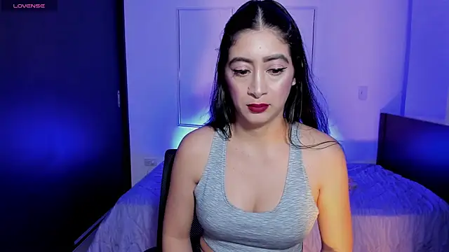 MeganWhite3 online show from 12, 4, 2026