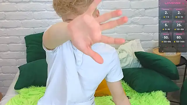 LandelRay online show from 9, 3, 2025