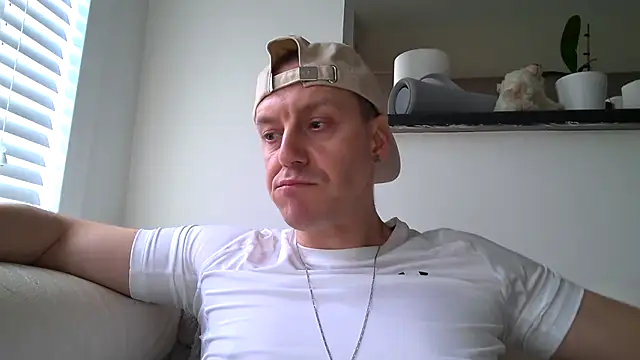 ploki2180 online show from 2, 11, 2025