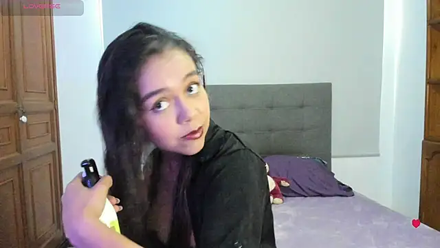 Andrea-Queen online show from 4, 4, 2026