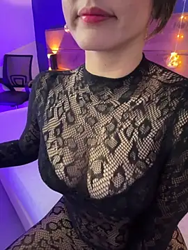 mahia queen online show from 2, 12, 2025