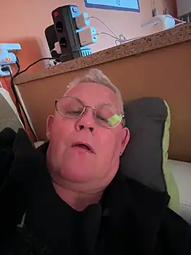 smaili1513 online show from 7, 2, 2025