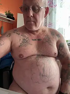 smaili1513 online show from 6, 2, 2025