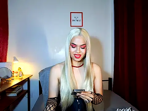 MistressLuna1 online show from 14, 4, 2026