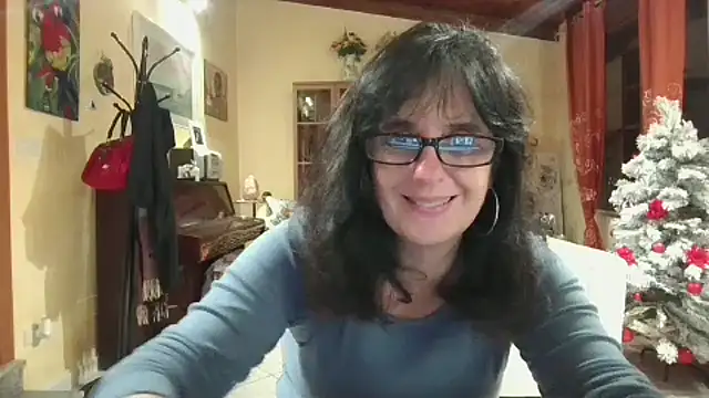 ClaudyGeryn online show from 8, 1, 2025