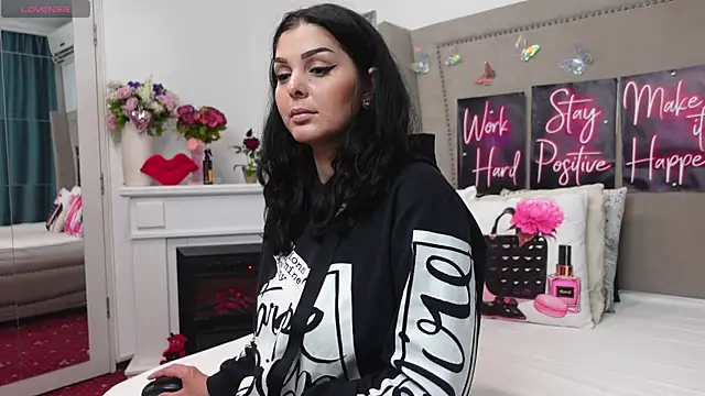 LexyRene online show from 3, 5, 2026