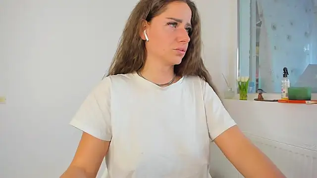 DiamondKay online show from 6, 4, 2026