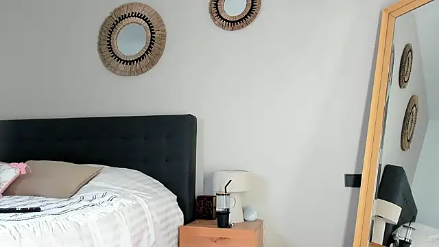 mazekyn online show from 7, 10, 2025