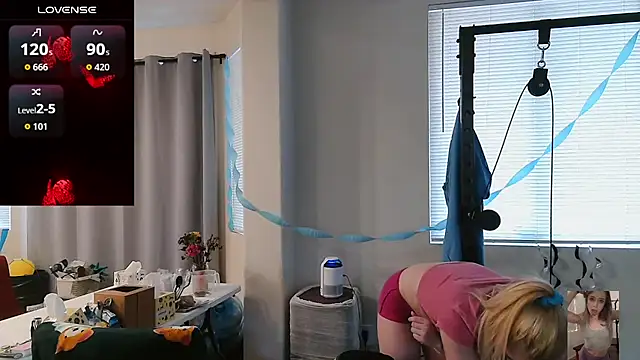 Blondiewithanass online show from 29, 5, 2026