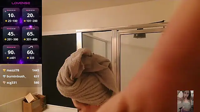 Blondiewithanass online show from 12, 11, 2025