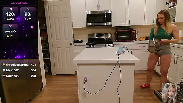 Blondiewithanass online show from 29, 10, 2025