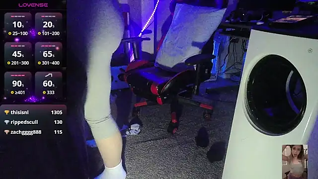 Blondiewithanass online show from 25, 11, 2025