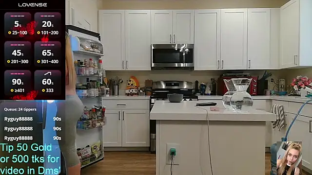 Blondiewithanass online show from 20, 6, 2026