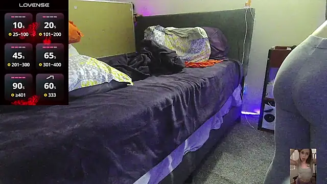 Blondiewithanass online show from 11, 3, 2026