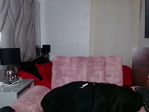 beautifulunna  online show from 18, 1, 2026