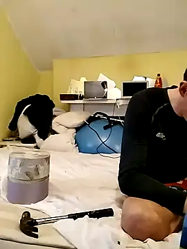 londonfuckwhore online show from 23, 12, 2024