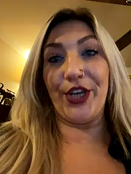 LittleMissEeve online show from 31, 10, 2025