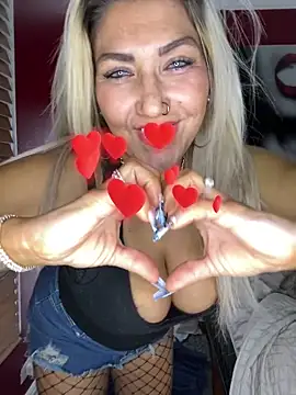 LittleMissEeve online show from 16, 11, 2025