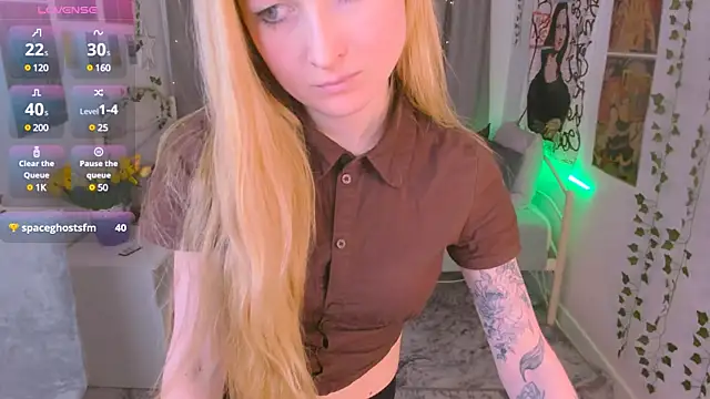 Laly Peach online show from 12, 2, 2025