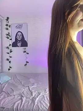 Niky Love online show from 27, 10, 2025