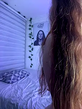 Niky Love online show from 2, 12, 2025