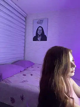 Niky Love online show from 3, 3, 2025