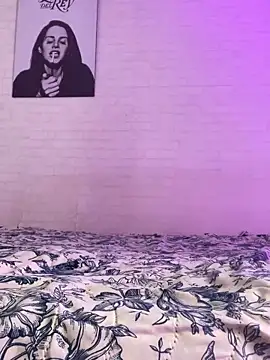 Niky Love online show from 20, 12, 2024