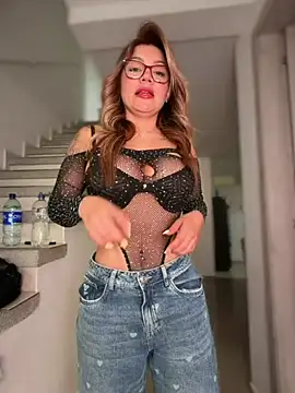 Snapshot of DIANITA_1988 chatting on 15, 6, 2026 DIANITA 1988 online show from 15, 6, 2026