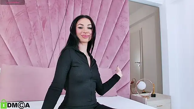 Snapshot of MeganHopeX chatting on 7, 3, 2025 MeganHopeX online show from 7, 3, 2025