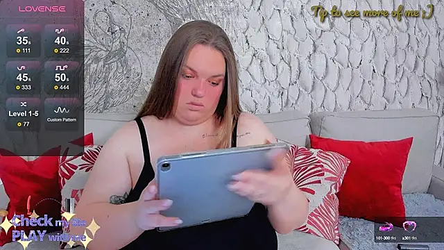  MarryGirl  online show from 14, 2, 2025