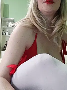 Snapshot of Vivian115 chatting on 9, 6, 2026 Vivian115 online show from 9, 6, 2026