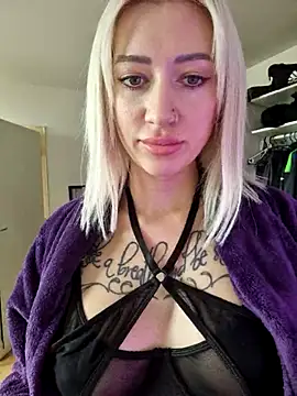 Snapshot of Fuck-Gina chatting on 27, 2, 2025 Fuck-Gina online show from 27, 2, 2025