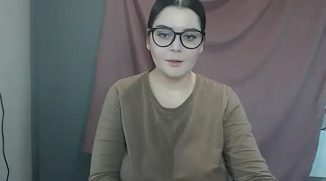 ohhhMie online show from 15, 2, 2025