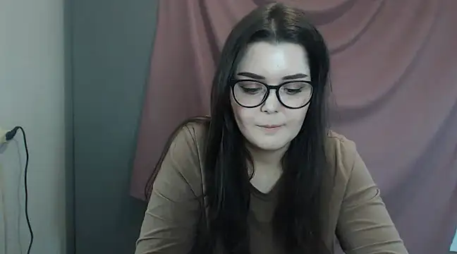 ohhhMie online show from 13, 2, 2025