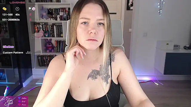 Emma Bryan online show from 3, 4, 2026