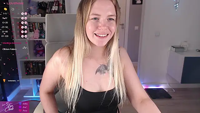 Emma Bryan online show from 9, 11, 2025