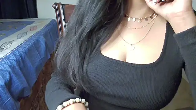 Adventurous Angel online show from 6, 3, 2025