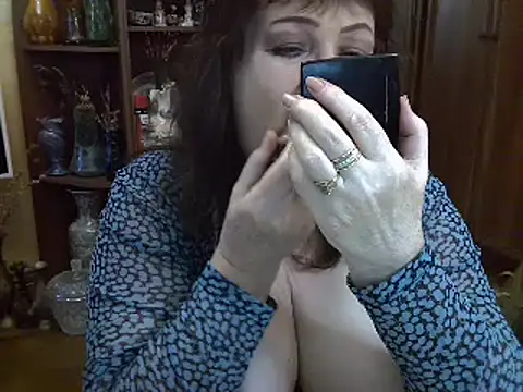 Snapshot of ElenaZed chatting on 9, 6, 2026 ElenaZed online show from 9, 6, 2026