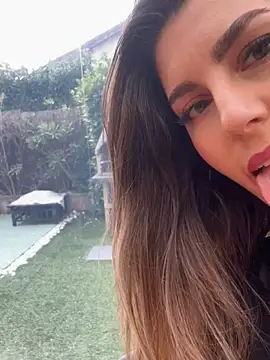 nicole 98 online show from 10, 4, 2026