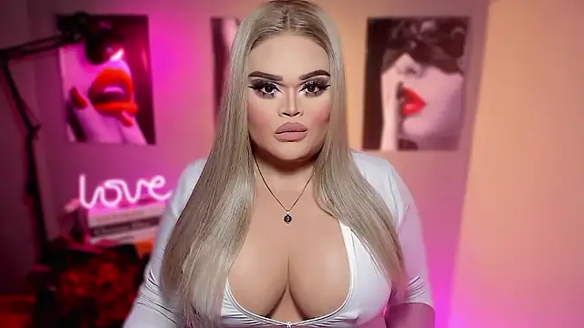 Snapshot of KarolinaThompson chatting on 11, 1, 2026 KarolinaThompson online show from 11, 1, 2026