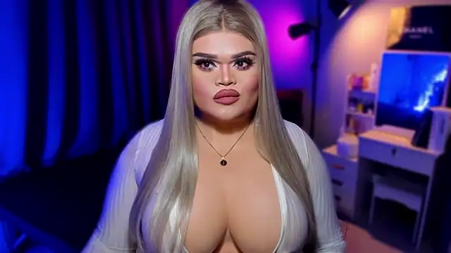 Snapshot of KarolinaThompson chatting on 9, 12, 2024 KarolinaThompson online show from 9, 12, 2024