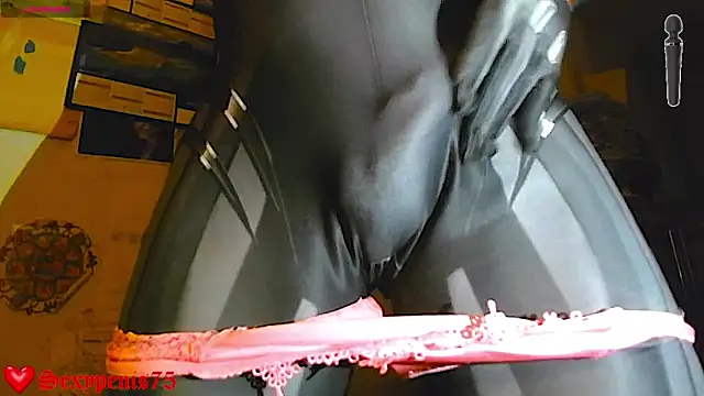 sexypenis75 online show from 10, 4, 2026