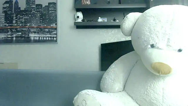 stormylana online show from 5, 4, 2026