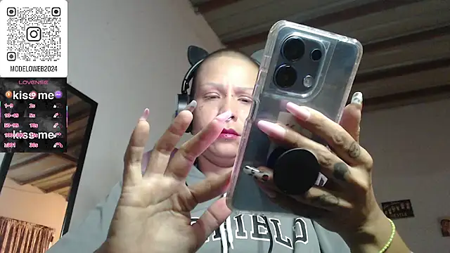 moon cat85 online show from 6, 3, 2025