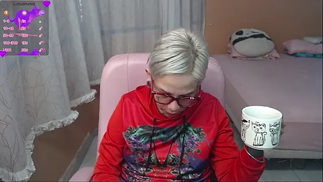 moon cat85 online show from 8, 7, 2026